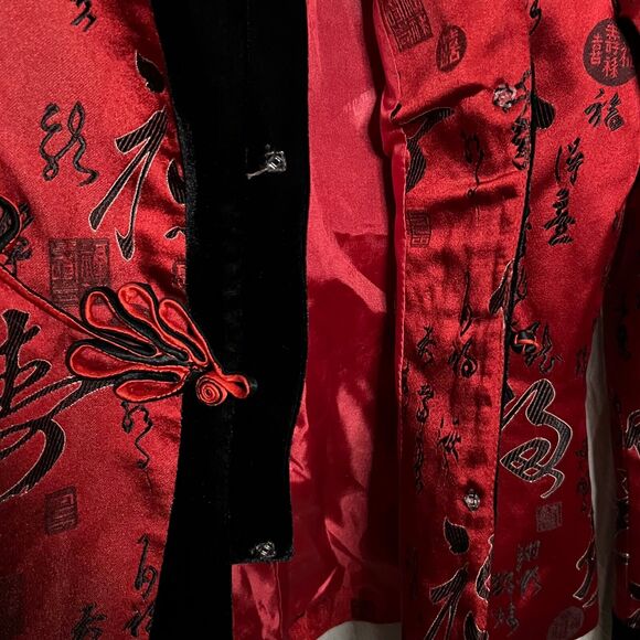 Elegant Red and Black Women's Jacket - Picture 10 of 15